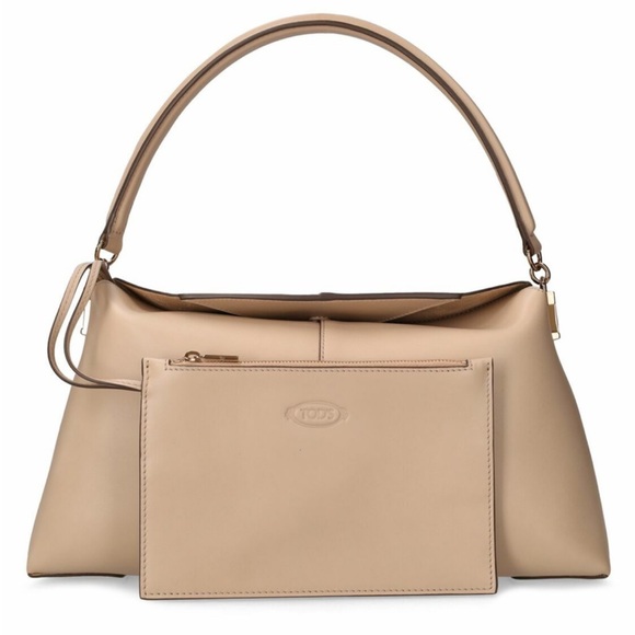 Tod's Cream Shoulder Bag with Gold Accents - Picture 3 of 16